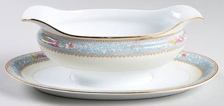 N681 Gravy Boat with Attached Underplate
