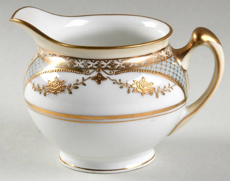 N699 Creamer