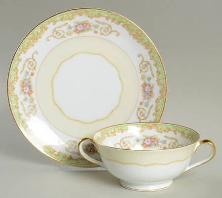N70 Footed Cream Soup Bowl & Saucer Set