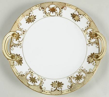 N697 Handled Cake Plate