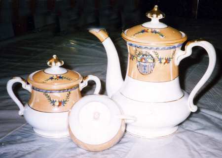 N719 Sugar Bowl & Lid