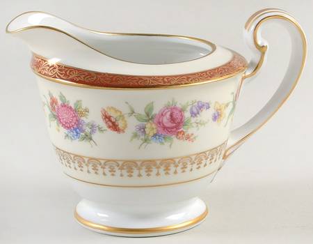 N735 Creamer