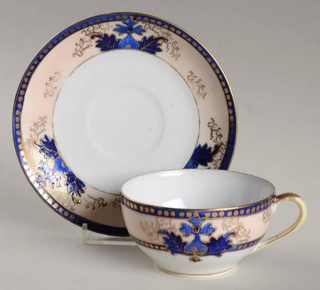 N741 Flat Cup & Saucer Set