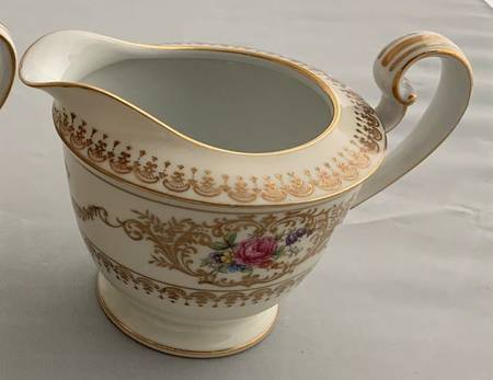 N742 Creamer