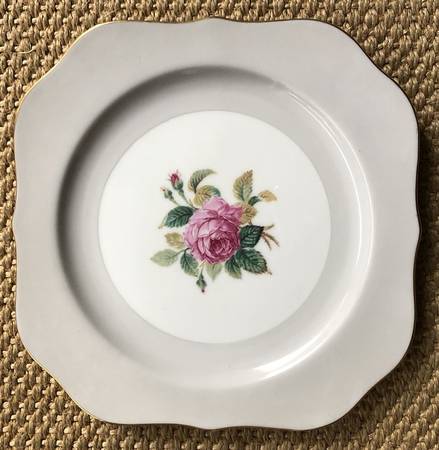 N745 Square Salad Plate