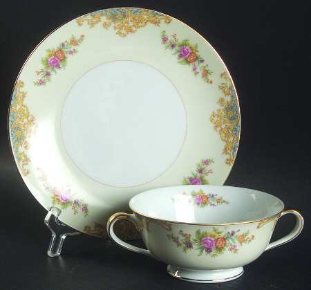 N76 Footed Cream Soup Bowl & Saucer Set
