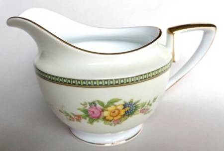N770 Creamer