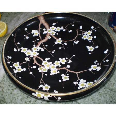 N772 Black Dinner Plate