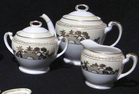N780 Teapot & Lid