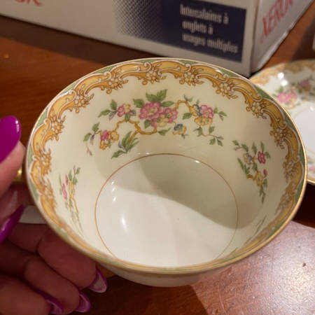 N80 Footed Cup