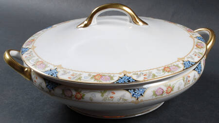 N813 by Noritake