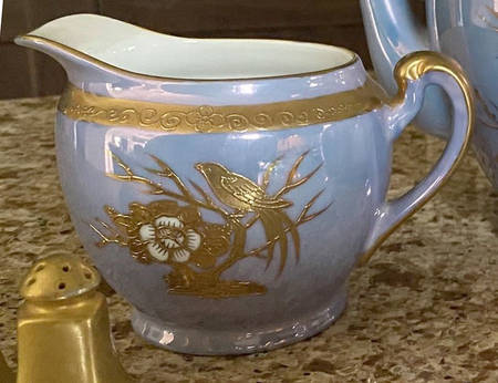 N837 Creamer