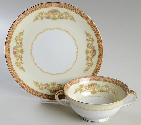 N840 Footed Cream Soup Bowl & Saucer Set