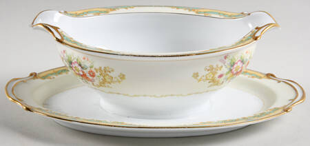 N864 Gravy Boat with Attached Underplate