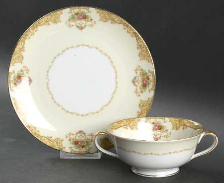 N87 Footed Cream Soup Bowl & Saucer Set