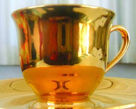 N876 Flat Cup & Saucer Set