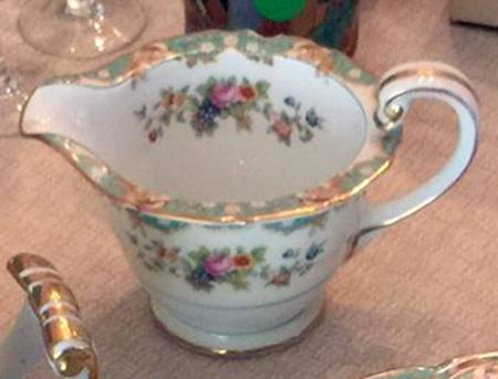 N897 Creamer