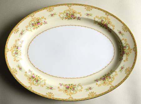 N898 16" Oval Serving Platter