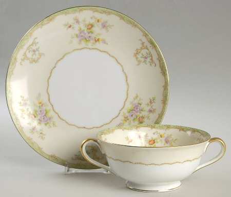 N92 Footed Cream Soup Bowl & Saucer Set