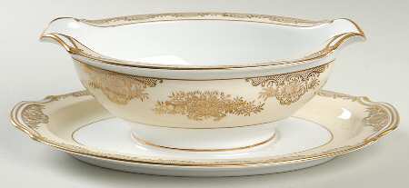 Nadine Gravy Boat with Attached Underplate