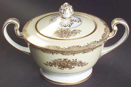 Nadine Sugar Bowl & Lid