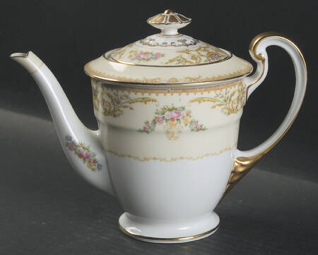 Nanette Teapot & Lid