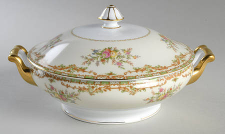 Nanarosa Round Covered Vegetable