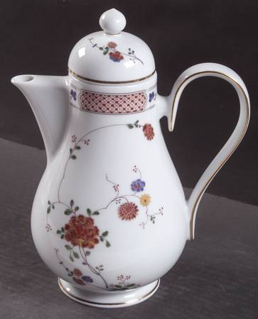 Nanking Coffee Pot & Lid
