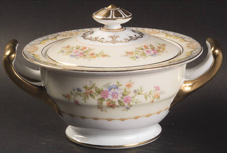 Naomi Sugar Bowl & Lid