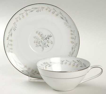 Natalie Flat Cup & Saucer Set