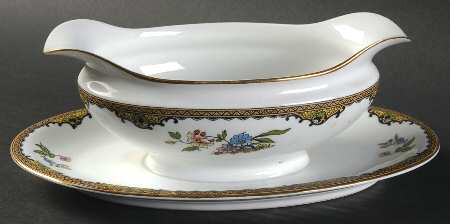 Navarre Gravy Boat with Attached Underplate