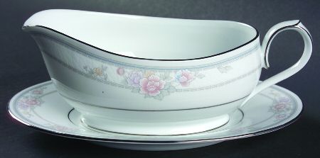 Newbury Gravy Boat & Underplate