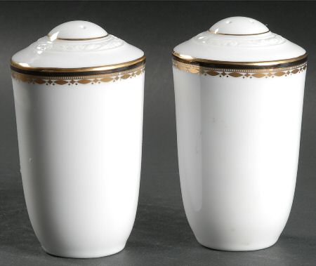 Newburg Salt & Pepper Set