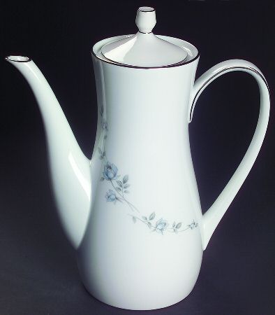 Nicolette Coffee Pot & Lid