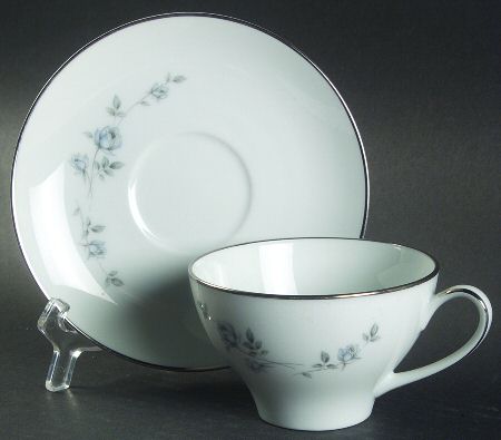 Nicolette Flat Cup & Saucer Set