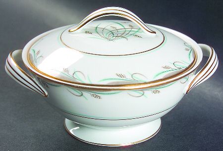 Nicole Sugar Bowl & Lid
