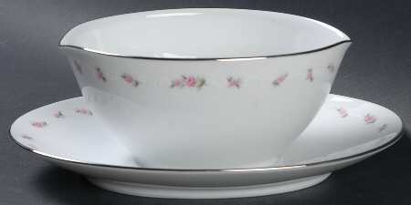 Nicosia Gravy Boat with Attached Underplate