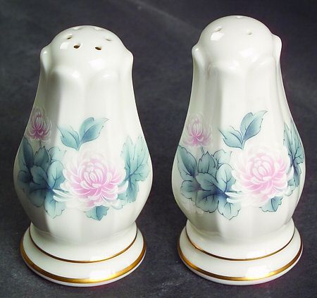 Nightsong Salt & Pepper Set