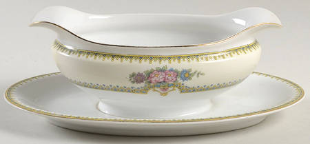 Nirvana Gravy Boat with Attached Underplate