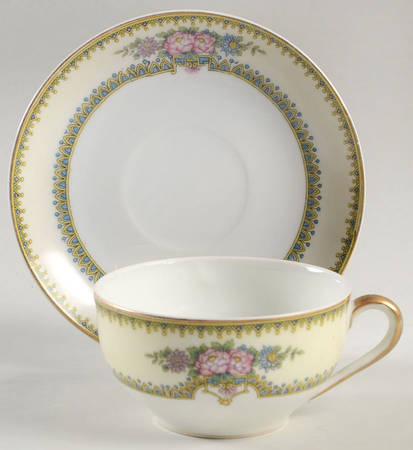 Nirvana Flat Cup & Saucer Set