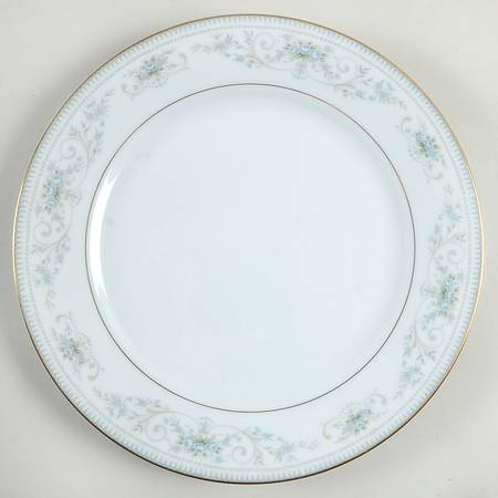 Noble Luncheon Plate