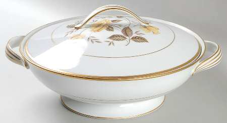 Nolan Round Covered Vegetable
