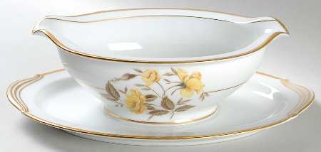 Nolan Gravy Boat with Attached Underplate