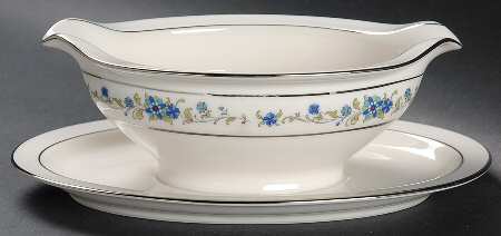 Norma Gravy Boat with Attached Underplate by Noritake