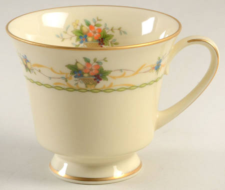 Normandy Footed Cup