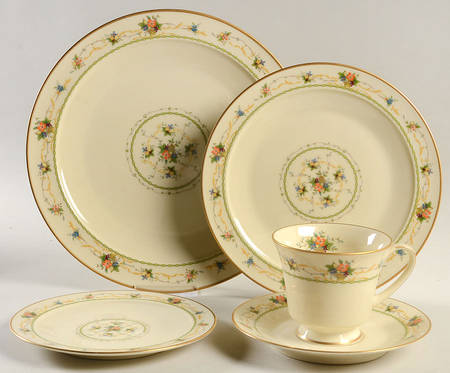 Normandy 5 Piece Place Setting