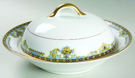Normandie (Pat 68480) Round Covered Butter with Strainer