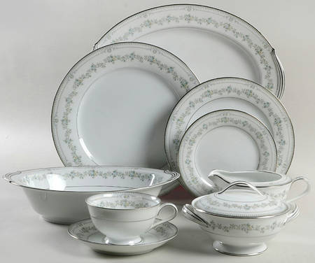 Norwood 45 Piece Starter Set