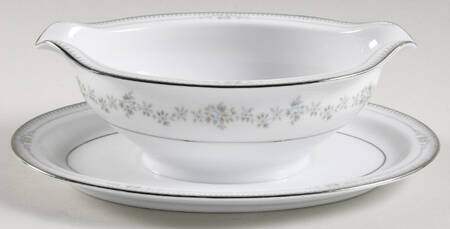 Norwood Gravy Boat with Attached Underplate