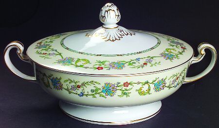 Norwich Round Covered Vegetable